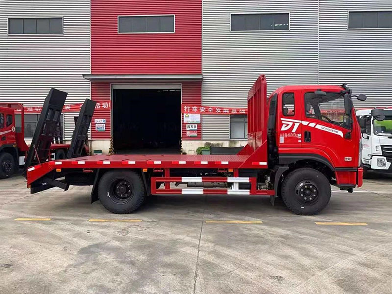 東風(fēng)專底D1國六平板運輸車
